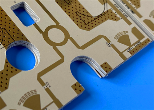 ultimo caso aziendale circa Un'approfondita immersione in un design di PCB RF DiClad 527 a alte prestazioni e senza maschera