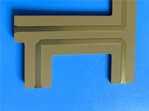 Laminato in PTFE caricato ceramica TF440 e PCB rigido personalizzato a 2 strati costruito su substrato da 25 mil con oro a immersione
